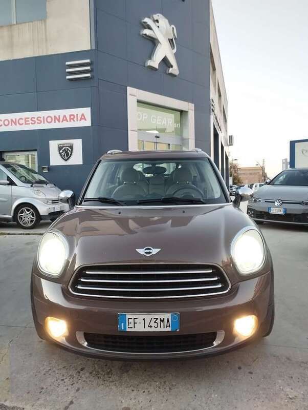 Usata Mini One D Countryman 90 CV (66 kW) 2011 Marrone SUV