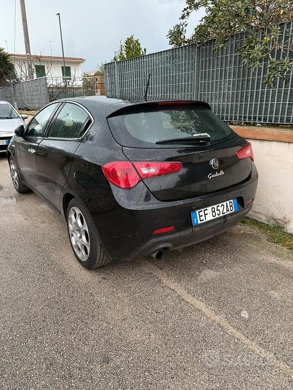 Usata Alfa Romeo Giulietta 170 CV (125 kW) 2010 Utilitaria