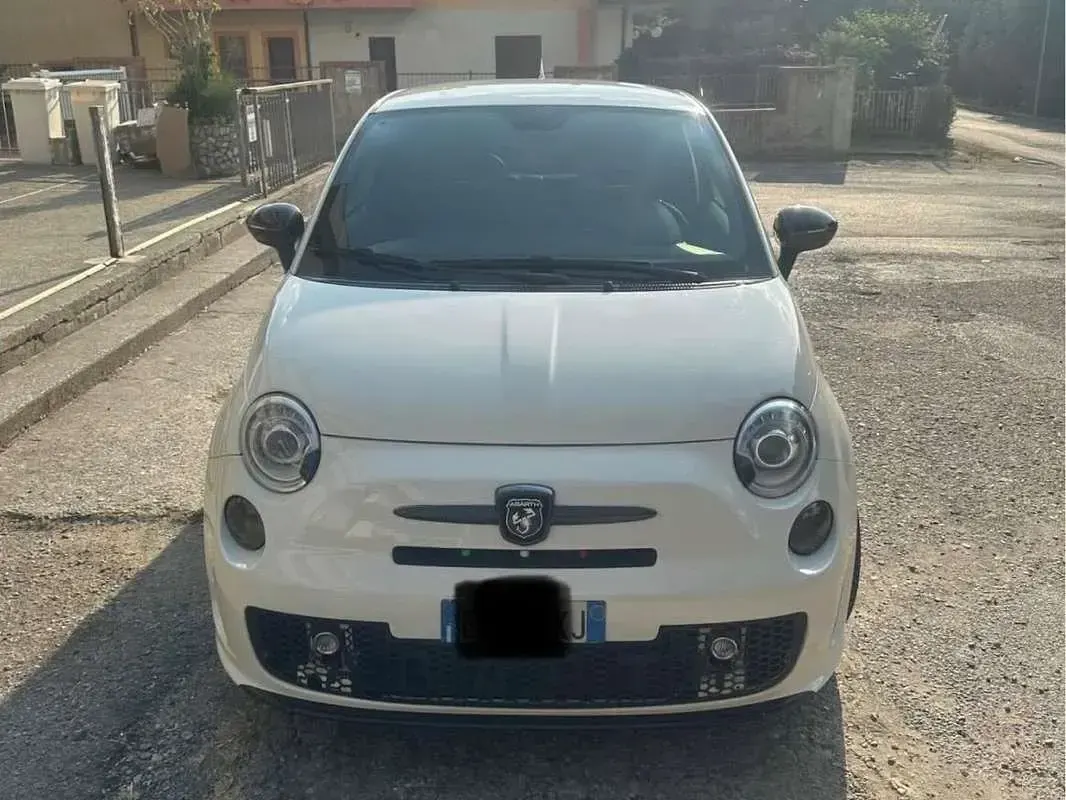 Usata Abarth 500 135 CV (99 kW) 2010 Bianco Utilitaria