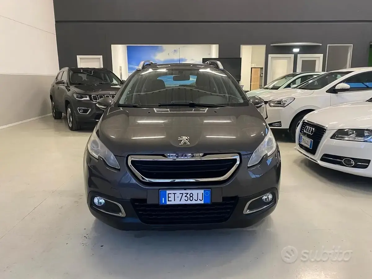 Usata Peugeot 2008 Active 92 CV (67 kW) 2014 Marrone SUV
