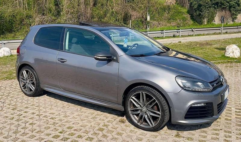 Usata VW Golf VI Highline 122 CV (89 kW) 2011 Grigio Utilitaria