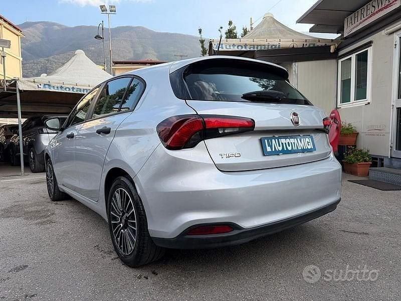 Usata Fiat Tipo 101 CV (74 kW) 2023 Grigio Station wagon