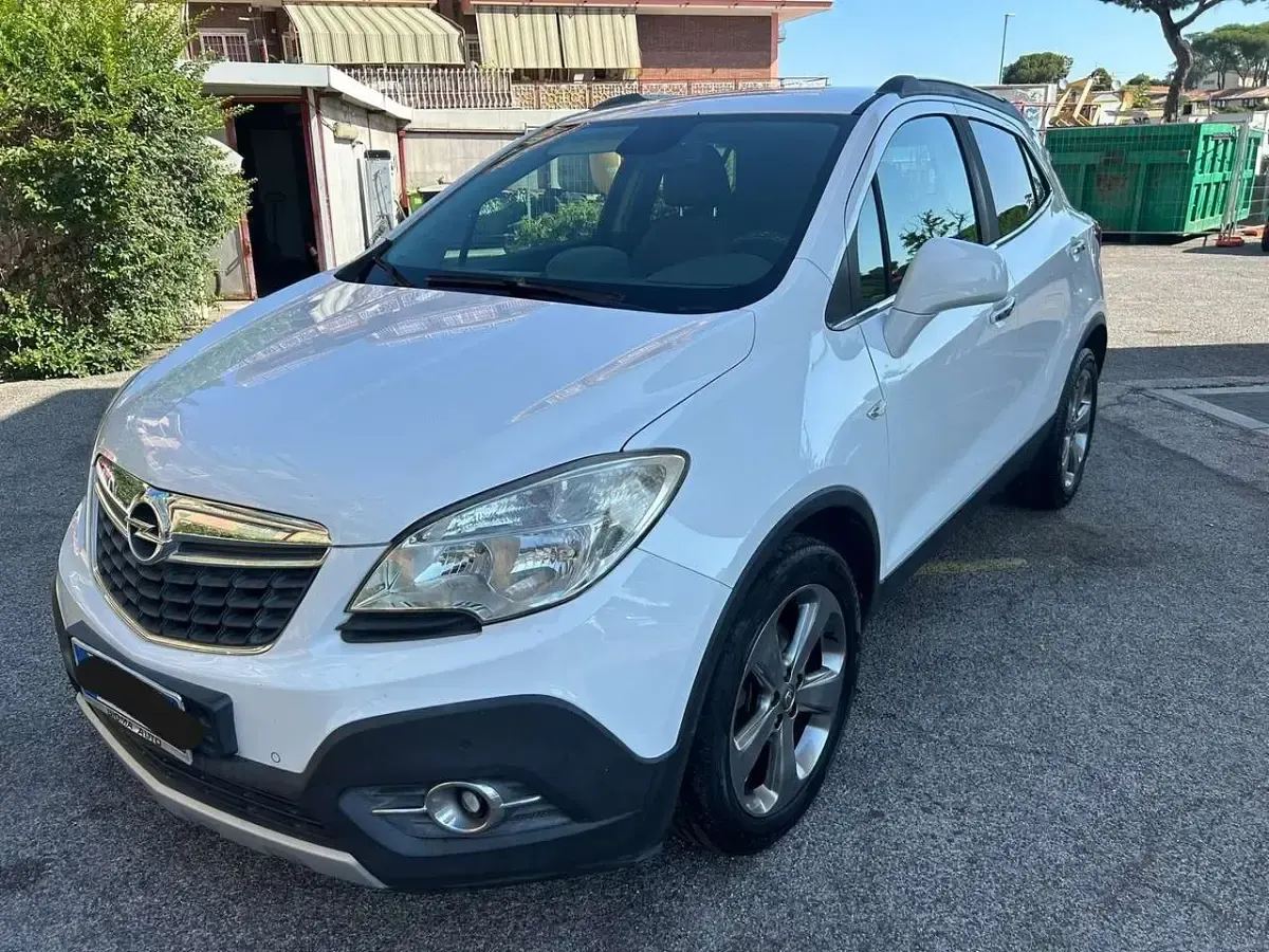 Usata Opel Mokka Cosmo 131 CV (96 kW) 2013 Bianco SUV