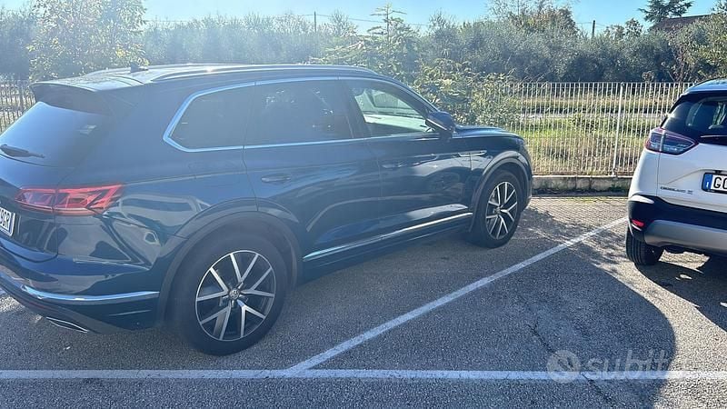 Usata VW Touareg Advance 231 CV (169 kW) 2019 Blu SUV