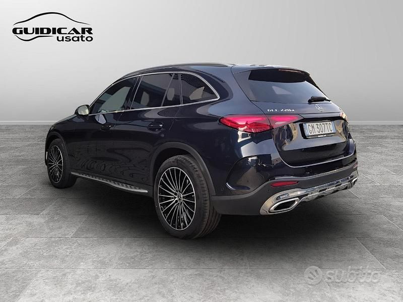 Usata Mercedes GLC220 Advanced 197 CV (144 kW) 2023 Blu SUV