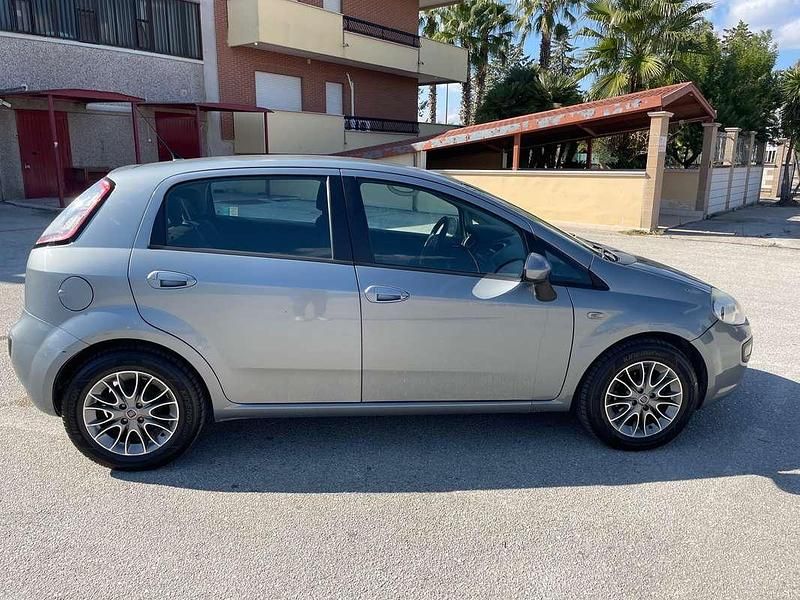 Usata Fiat Punto Evo 75 CV (55 kW) 2012 Grigio Utilitaria