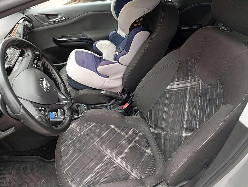 Usata Opel Corsa 90 CV (66 kW) 2017 Argento Utilitaria