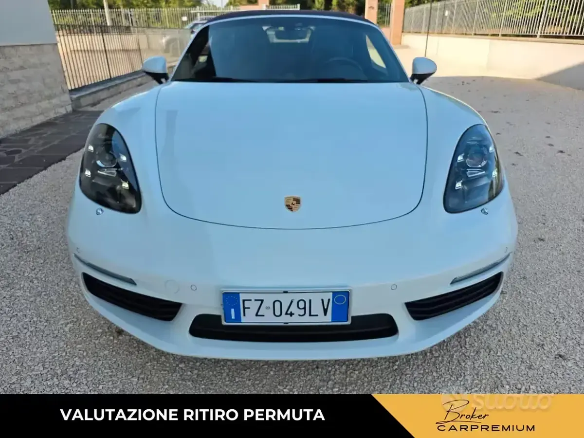 Usata Porsche 718 349 CV (256 kW) 2019 Bianco Cabrio