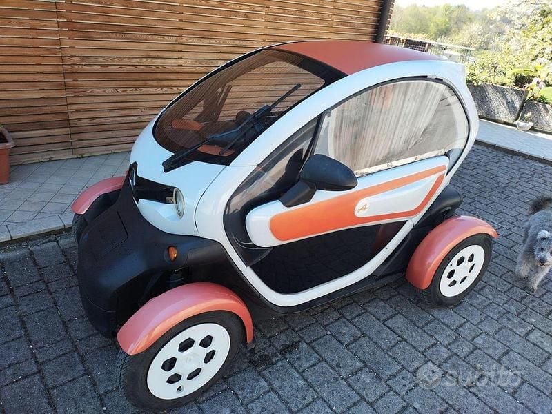 Usata Renault Twizy 12 kW (17 CV) 2012 Bianco Utilitaria