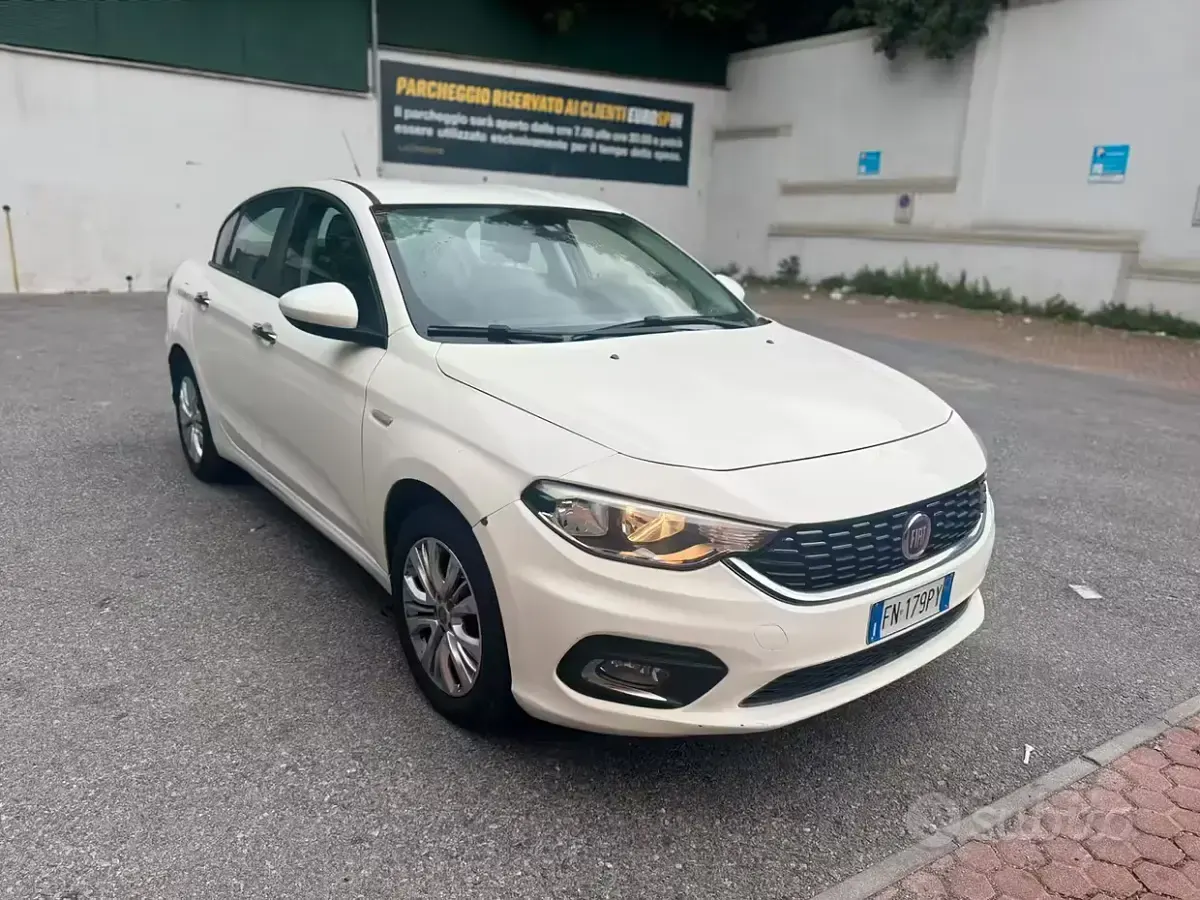 Usata Fiat Tipo 95 CV (69 kW) 2018 Bianco Berlina