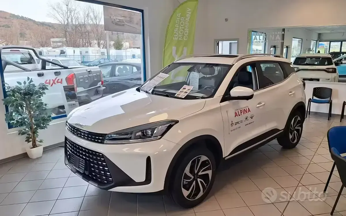 Nuova EMC SEI 113 CV (83 kW) 2026 Bianco SUV