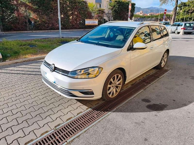 Usata VW Golf VII Highline 116 CV (85 kW) 2018 Station wagon