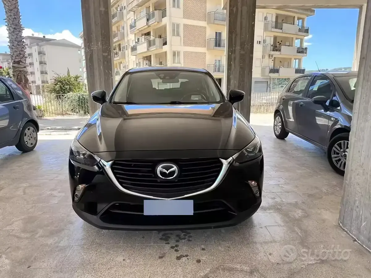 Usata Mazda 3 105 CV (77 kW) 2016 Nero Berlina