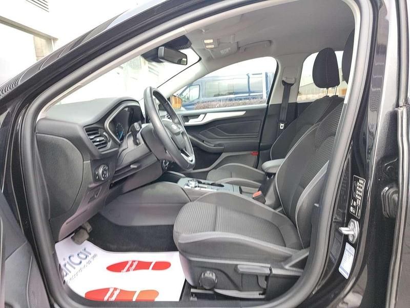 Usata Ford Focus 120 CV (88 kW) 2020 Nero Station wagon