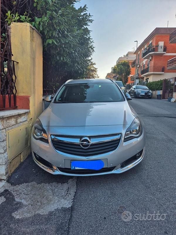 Usata Opel Insignia Sport 136 CV (100 kW) 2016 Grigio Station wagon