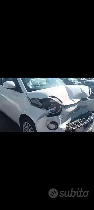 Usata Fiat 500e 2024 Bianco Utilitaria