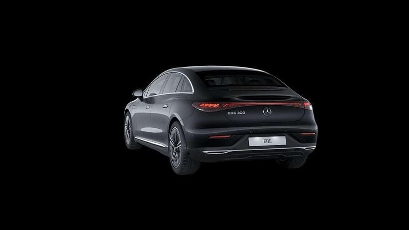 Nuova Mercedes EQE300 Advanced Plus 108 kW (148 CV) 2025 Nero Coupé