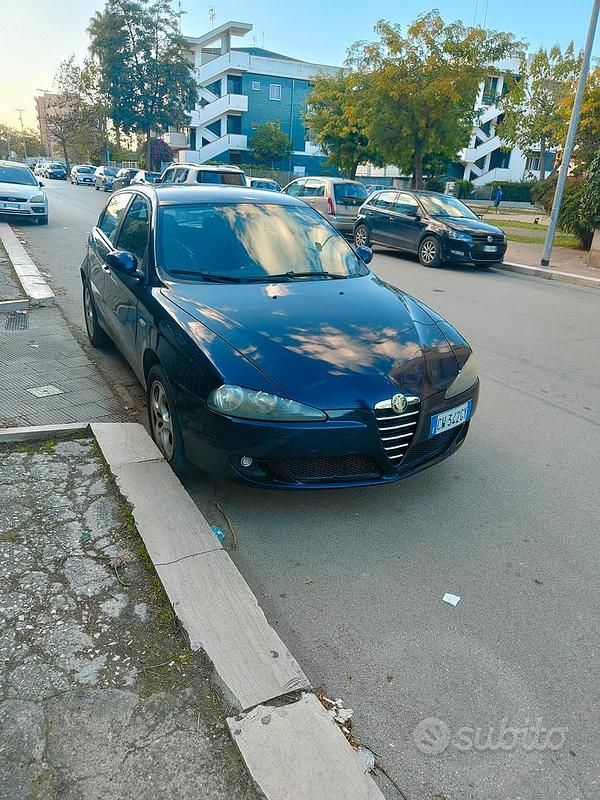 Usata Alfa Romeo 147 2006 Utilitaria