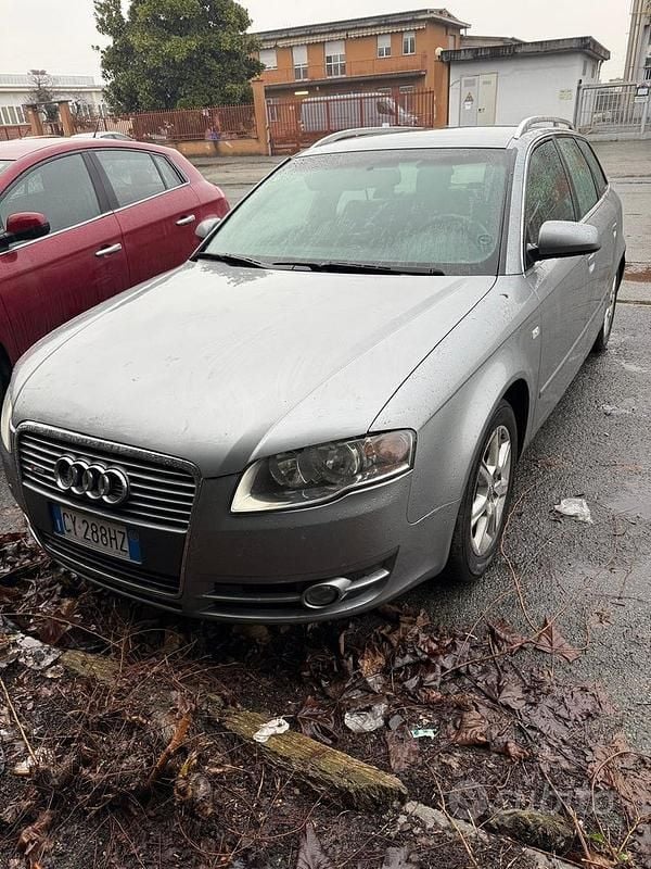 Grigio Usata 2005 Audi A4 S-Line Tre volumi | 900 € (Super prezzo) - Immagine 1/4