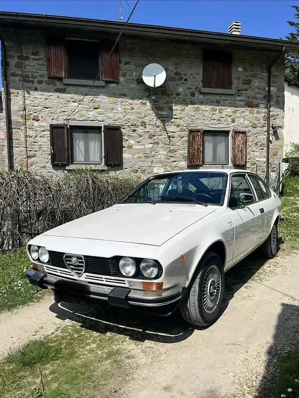 Usata Alfa Romeo GT 109 CV (80 kW) 1977 Coupé