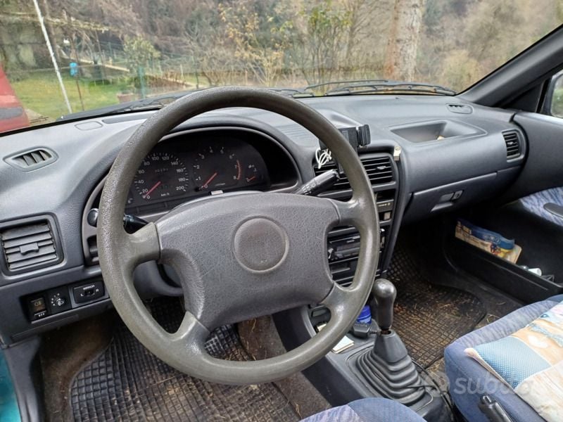 Usata Subaru Justy 68 CV (50 kW) 1997 Verde Utilitaria