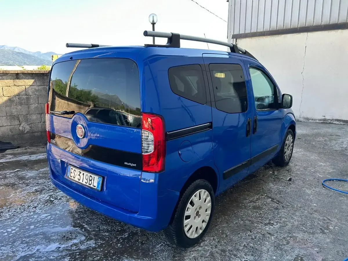 Usata Fiat Qubo Dynamic 75 CV (55 kW) 2011 Blu Monovolume