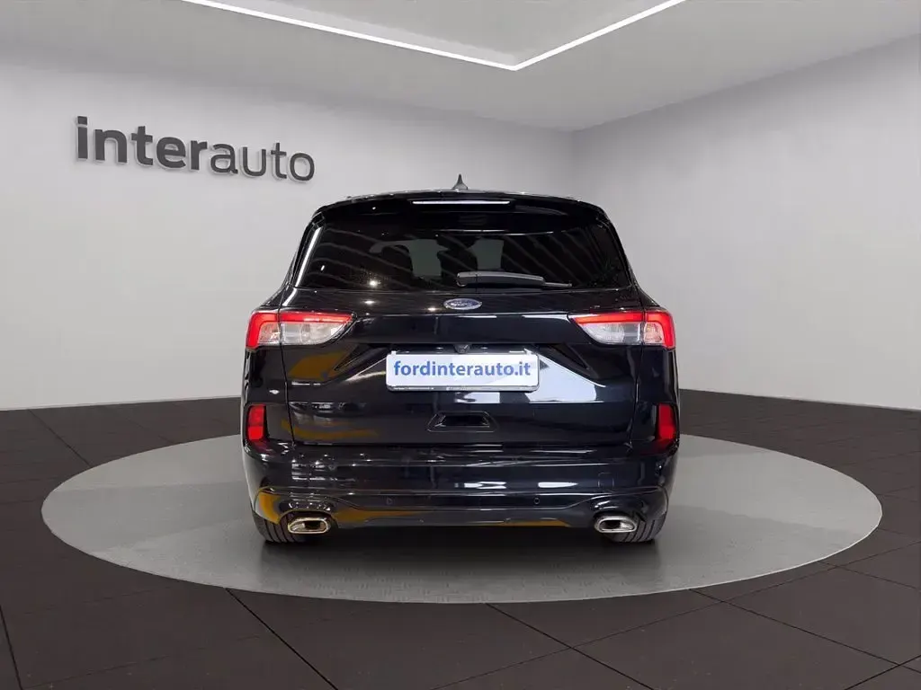 Begagnad Ford Kuga ST-Line 150 HK (110 kW) 2023 Svart SUV