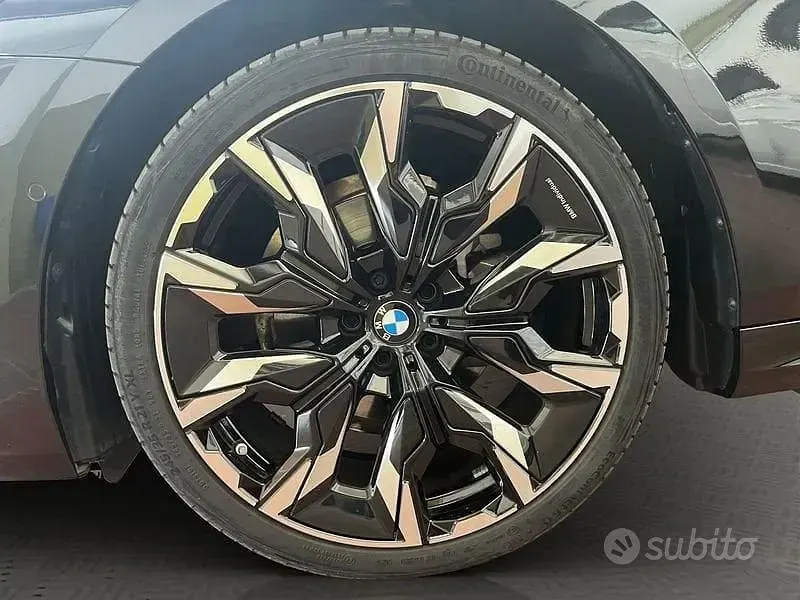 Nuova BMW 520 M Sport 197 CV (144 kW) 2025 Nero Station wagon