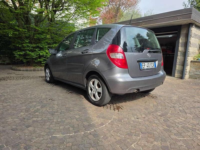 Usata Mercedes A160 Elegance 95 CV (69 kW) 2013 Utilitaria