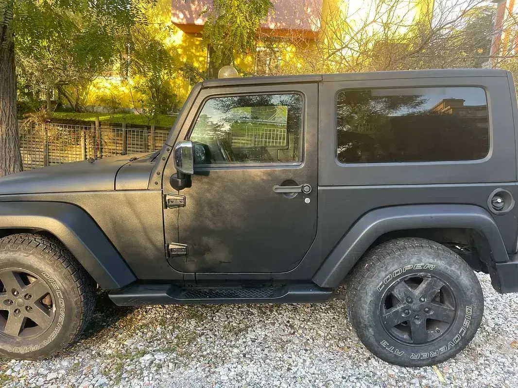 Usata Jeep Wrangler Sport 177 CV (130 kW) 2008 Nero SUV