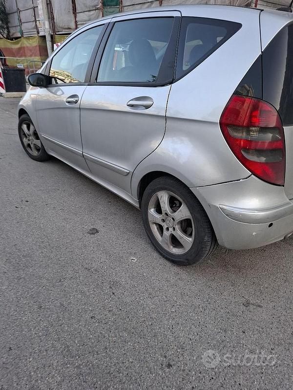 Usata Mercedes A200 2005 Grigio Utilitaria
