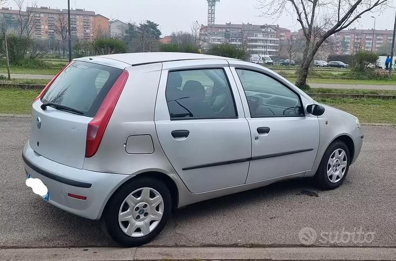 Usata Fiat Punto 2002 Utilitaria