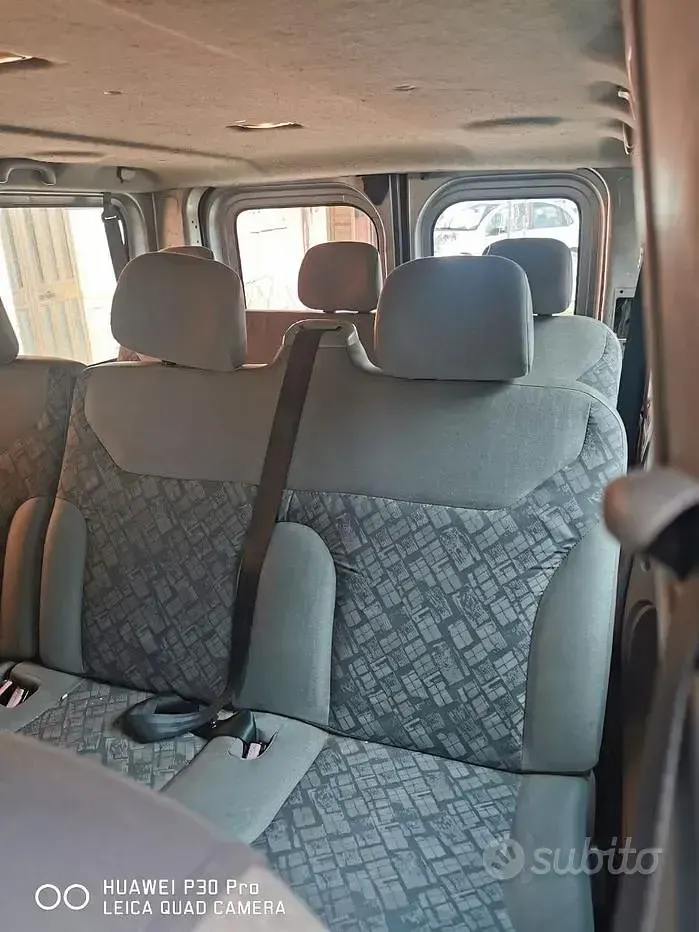 Usata Opel Vivaro 2003 Monovolume