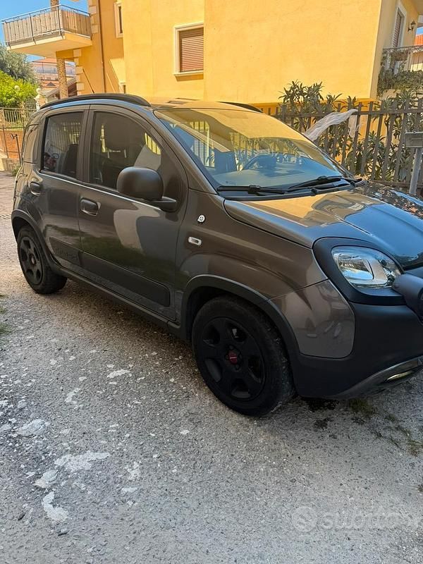 Usata Fiat Panda Cross Cross 69 CV (50 kW) 2018 Grigio Utilitaria