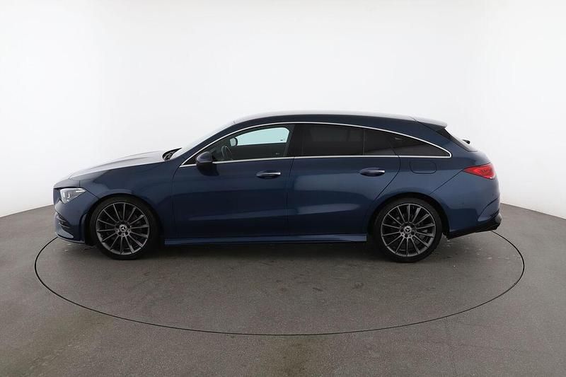 Usata Mercedes CLA200 Shooting Brake Premium 150 CV (110 kW) 2022 Blu Station wagon