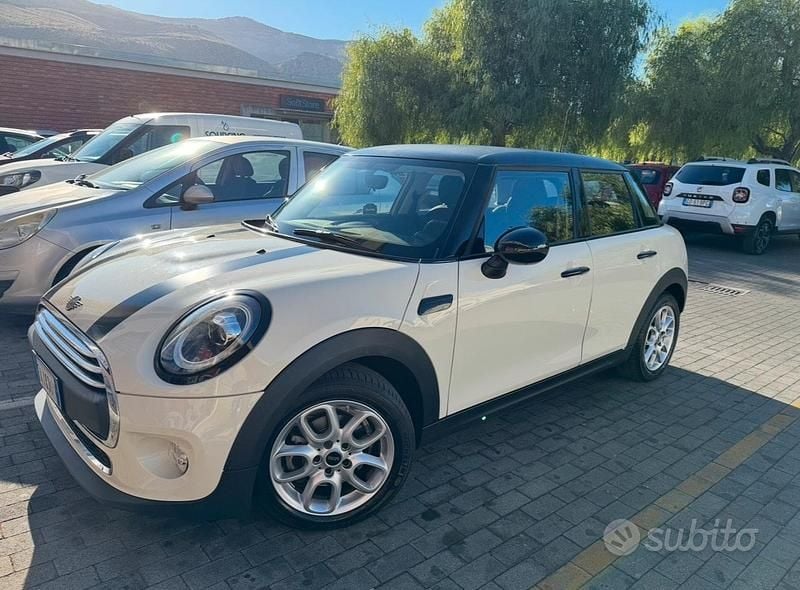 Usata 2019 Mini ONE Due volumi | 16.000 € - Immagine 1/4