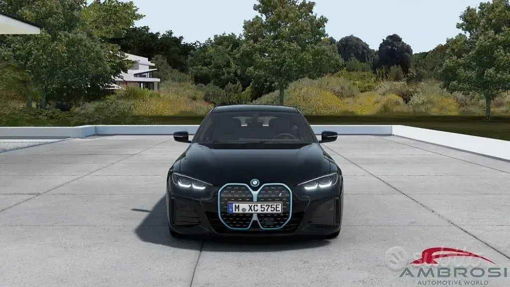 Nuova BMW i4 M Sport 250 kW (340 CV) 2025 Nero Berlina