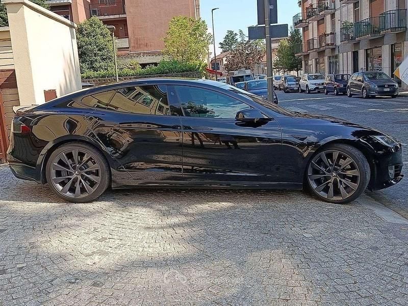 Usata Tesla Model S 231 kW (315 CV) 2019 Nero Utilitaria