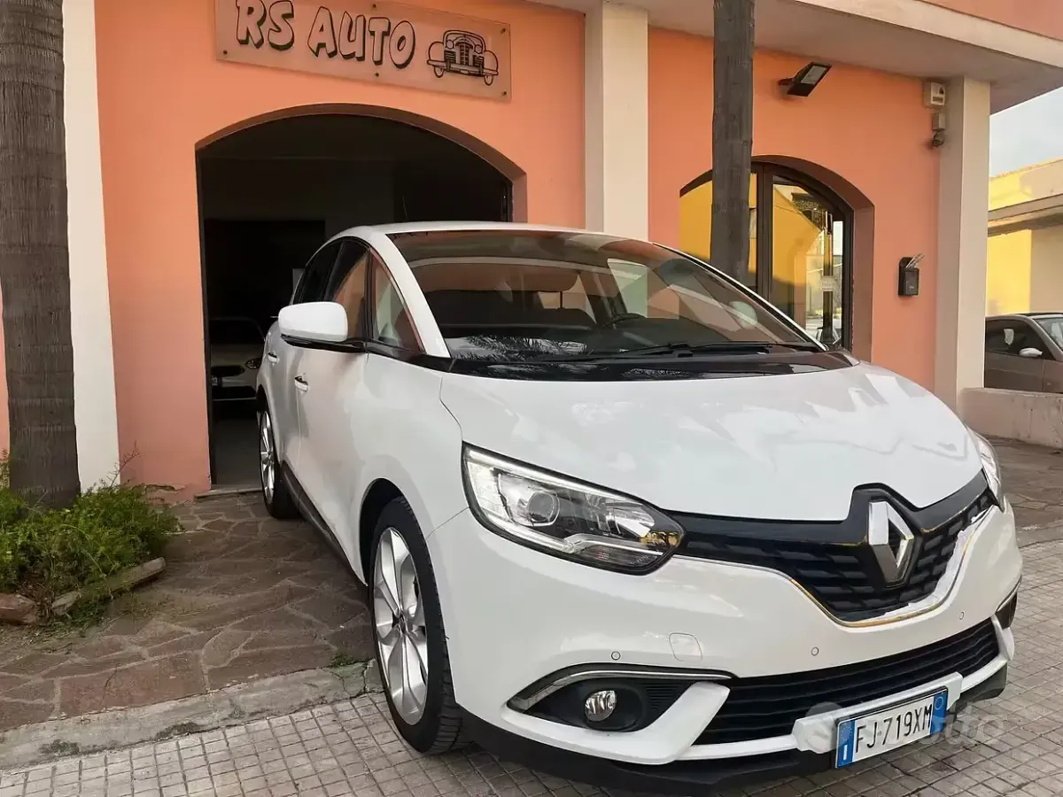 Usata Renault Scénic III 110 CV (80 kW) 2017 Bianco Monovolume