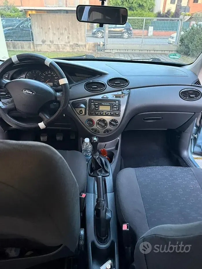 Usata Ford Focus 2003 Grigio Berlina