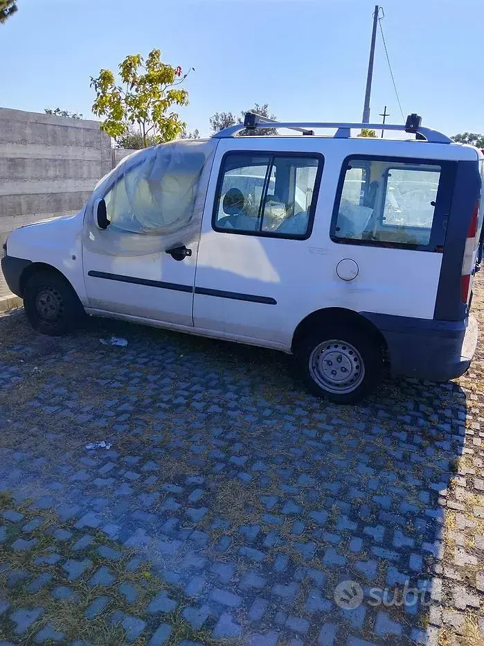 Usata Fiat Doblò 105 CV (77 kW) 2004 Bianco Monovolume