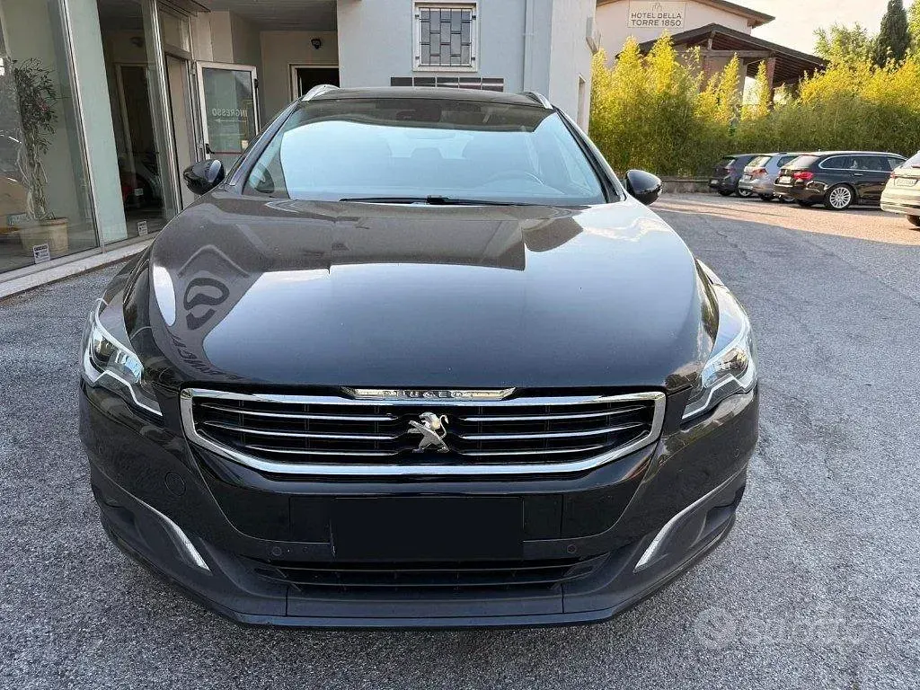 Usata Peugeot 508 Allure 120 CV (88 kW) 2017 Blu Station wagon