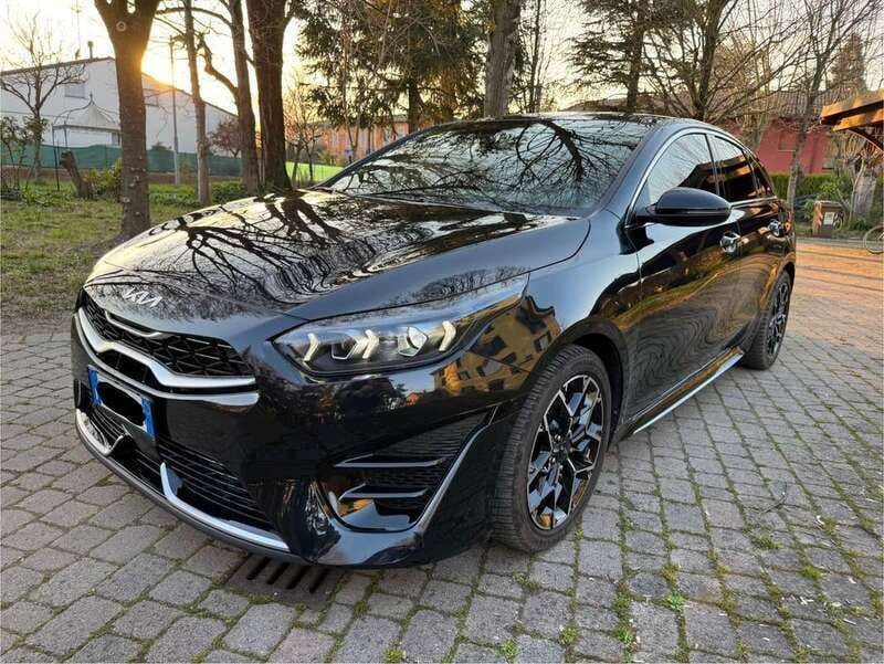 Usata Kia ProCeed GT-Line 160 CV (117 kW) 2022 Nero Utilitaria