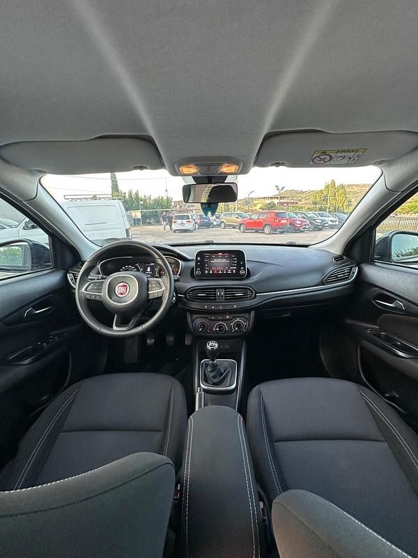 Usata Fiat Tipo Business 120 CV (88 kW) 2019 Marrone Berlina