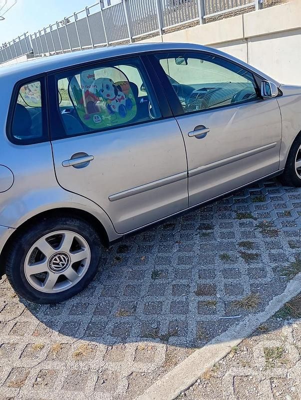 Usata VW Polo 75 CV (55 kW) 2007 Grigio Berlina