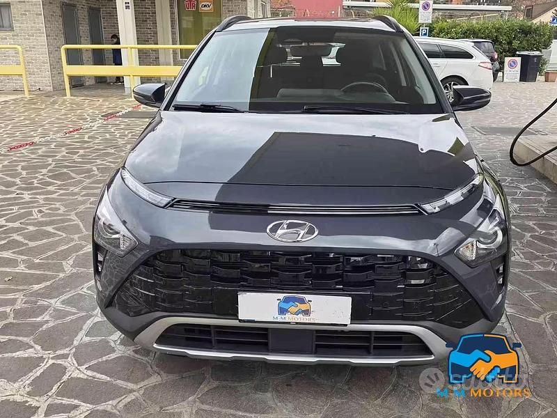 Usata Hyundai Bayon 100 CV (73 kW) 2022 Grigio SUV