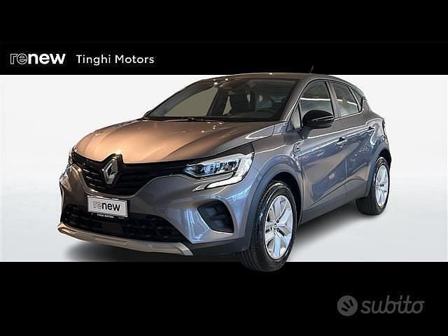Usata Renault Captur Equilibre 91 CV (66 kW) 2023 Grigio scuro SUV