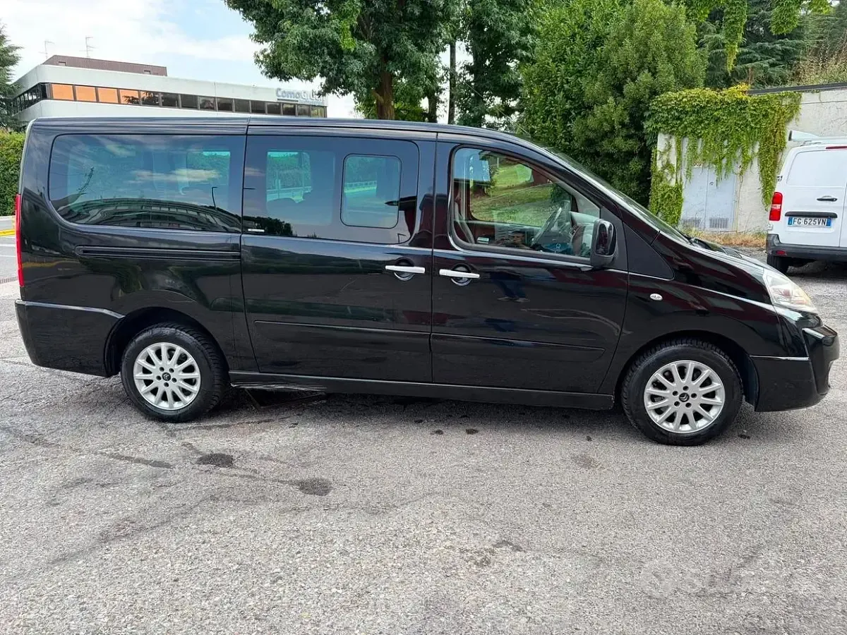 Usata Citroën Jumpy Exclusive 128 CV (94 kW) 2015 Nero Monovolume
