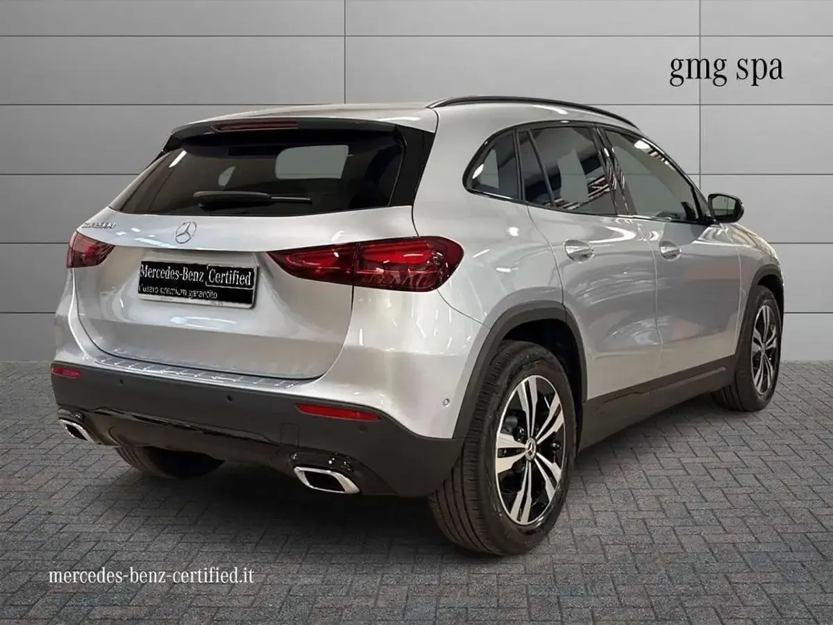 Nuova Mercedes GLA200 Progressive 150 CV (110 kW) 2026 Argento SUV