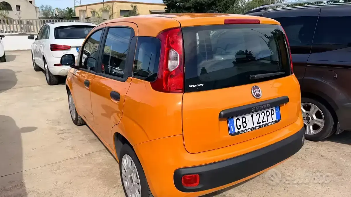 Usata Fiat Panda Pop 69 CV (50 kW) 2020 Arancione Utilitaria